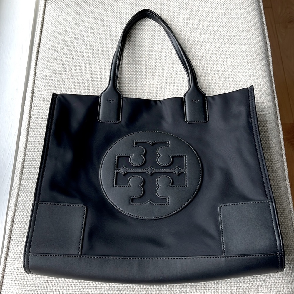 SMALL ELLA TORY BURCH PATENT TOTE BAG